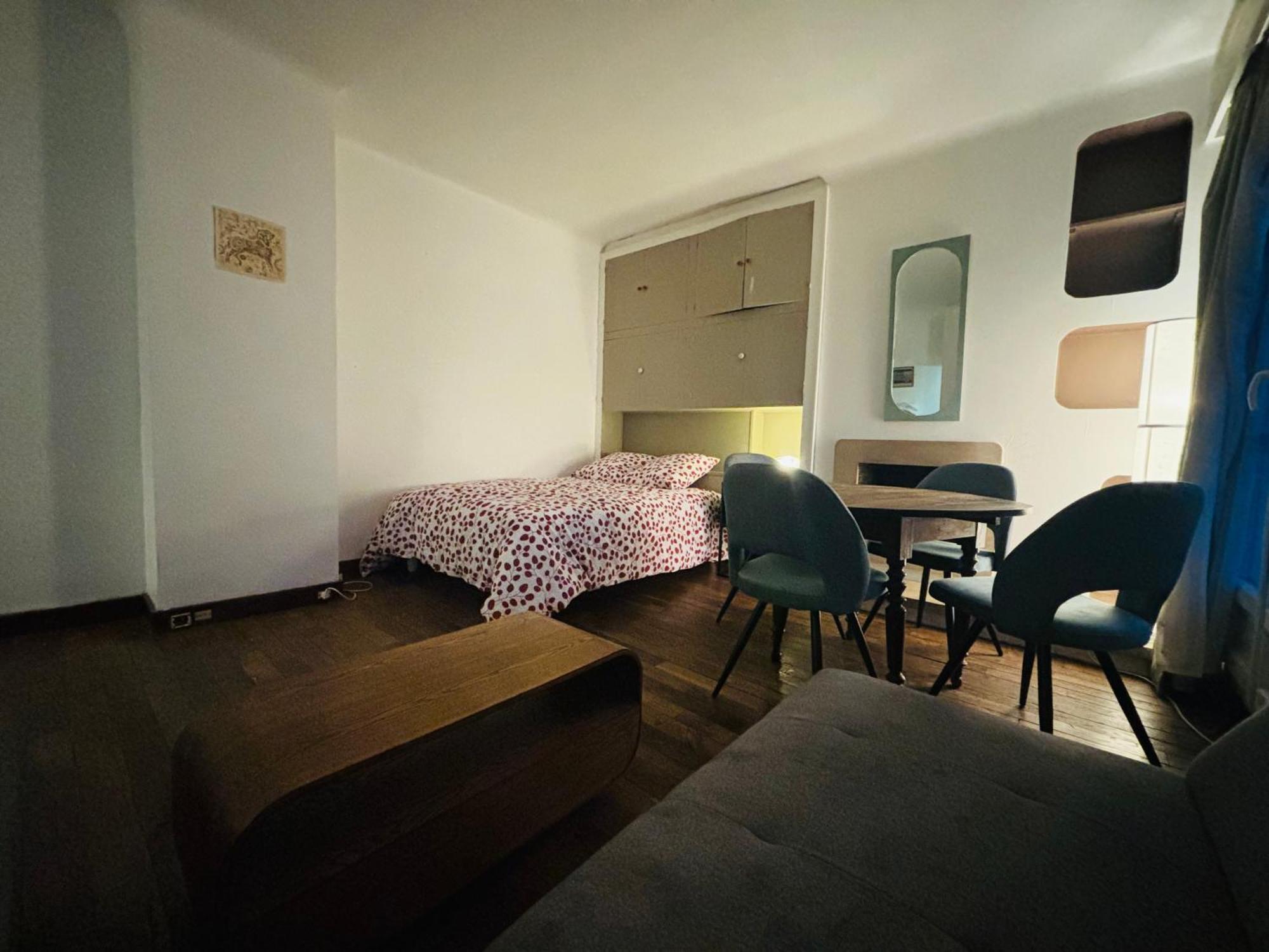 La Maison Du Bonheur A Charonne Paris Eksteriør bilde