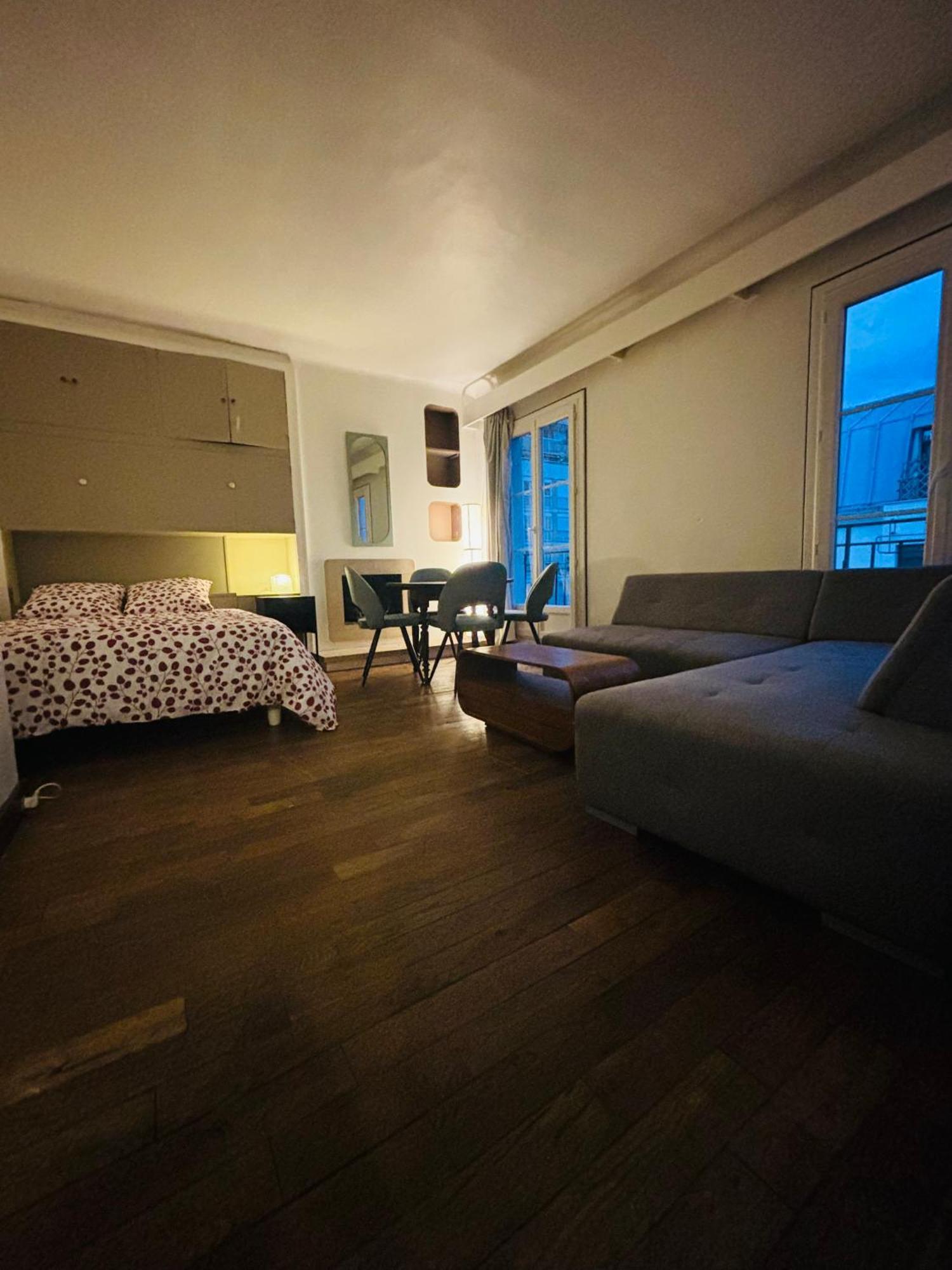 La Maison Du Bonheur A Charonne Paris Eksteriør bilde